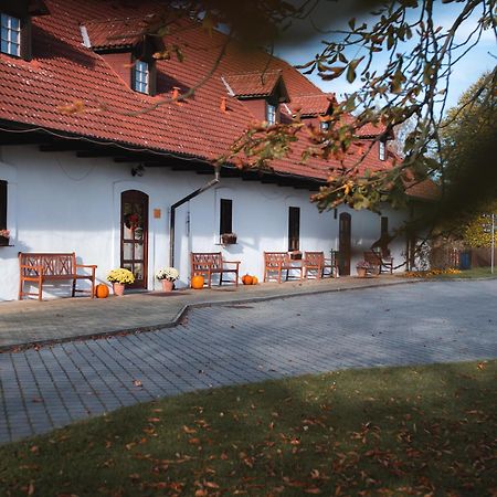 Darovansky Dvur - Wellness & Golf Hotel Brasy Bagian luar foto