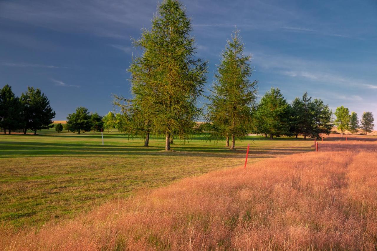 Darovansky Dvur - Wellness & Golf Hotel Brasy Bagian luar foto