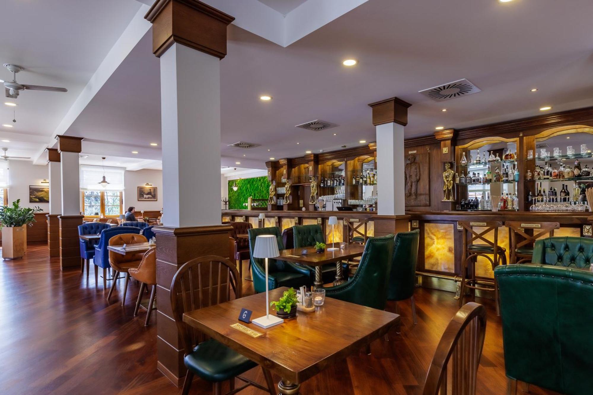 Darovansky Dvur - Wellness & Golf Hotel Brasy Bagian luar foto