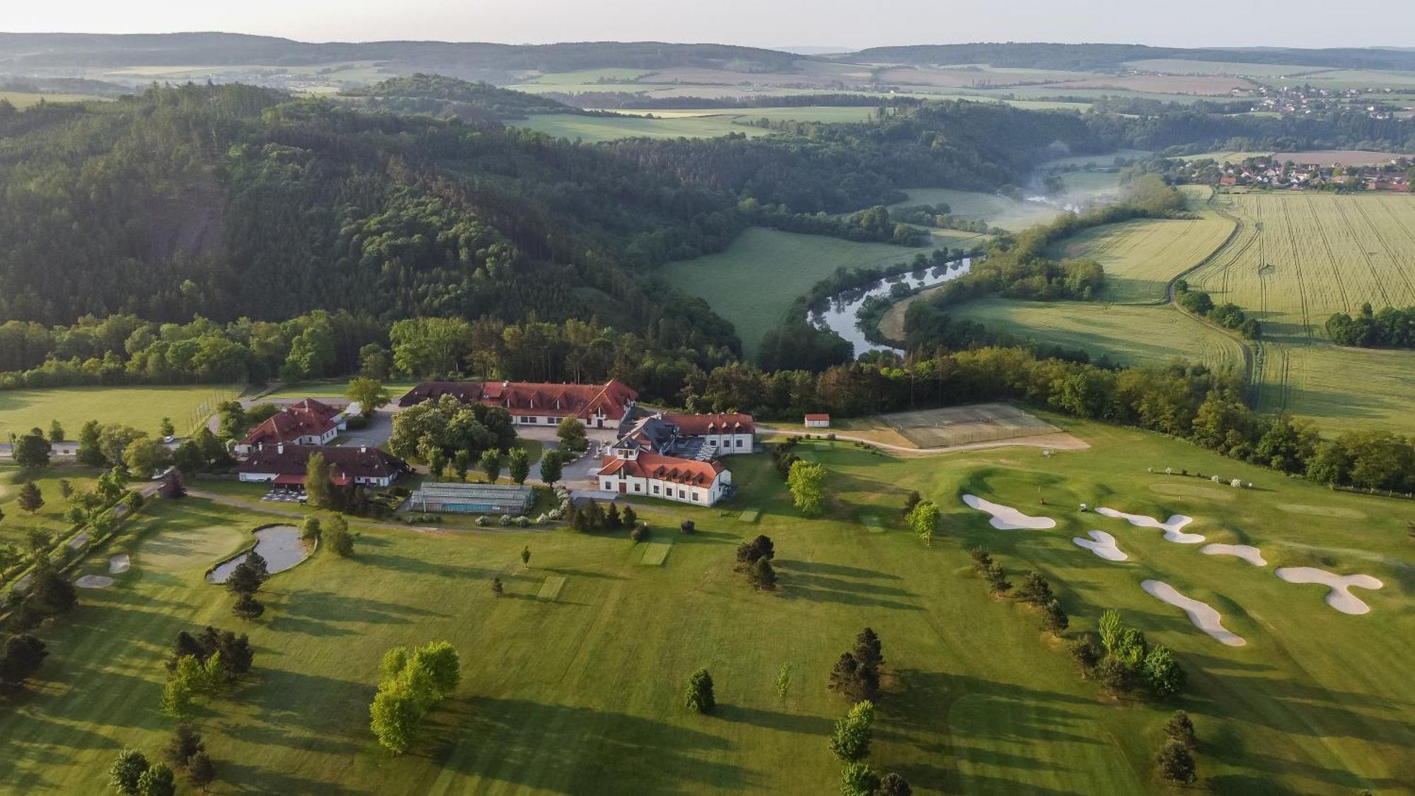 Darovansky Dvur - Wellness & Golf Hotel Brasy Bagian luar foto