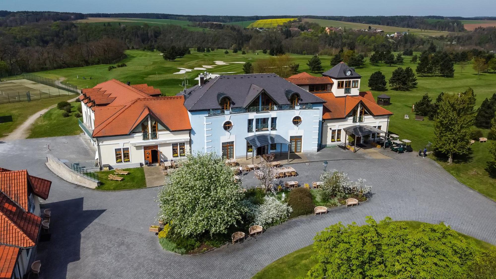 Darovansky Dvur - Wellness & Golf Hotel Brasy Bagian luar foto